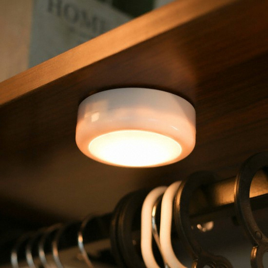 ���׿����� Ǭ�� LED ��� �̸�Ƽ �ܶ���Ʈ 1��Ʈ