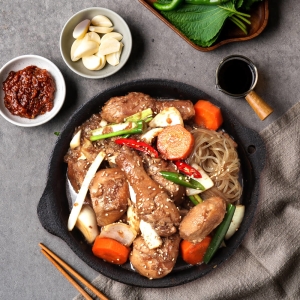 우체국쇼핑 믿음식품 국산 닭으로 만든 간장찜닭한마리 1.3kg