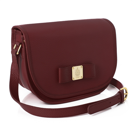 ����Ʈ����Ʈ Ƽ�Ĵ� ũ�ν��ٵ�� GBRE524 (�긯 ����)