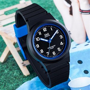 큐앤큐 VR94J-005Y