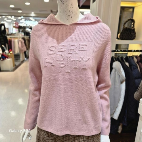  BCBG 올앤썬드리 겨울25 세렌디피티 후드 홀가 니트 A5WAK42