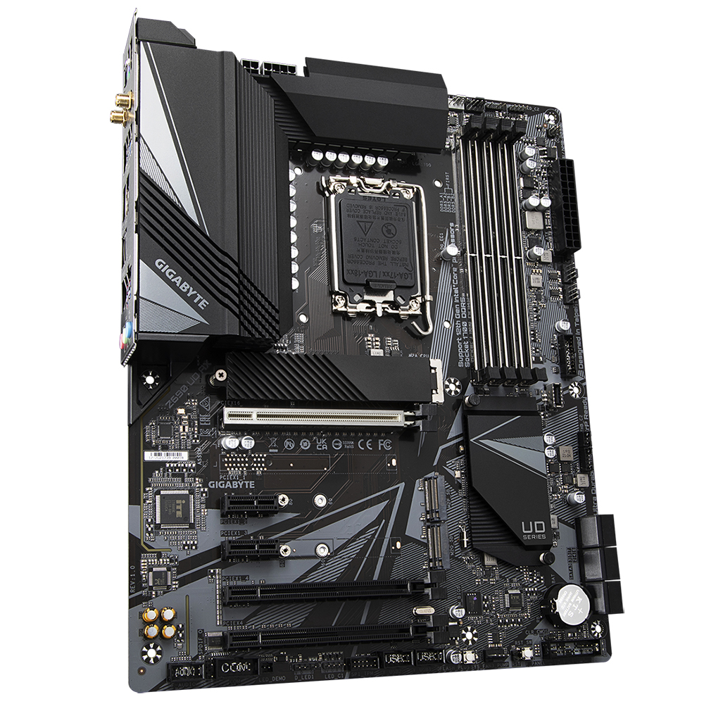 GIGABYTE Z690 UD AX 피씨디렉트_이미지