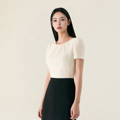 스타필드 고양 베이직 라운드넥 반팔 블라우스 RMBLG24R03