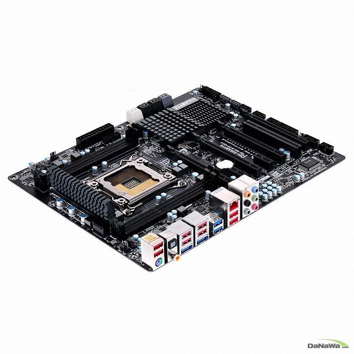 GIGABYTE GA-X79-UD3 제이씨현