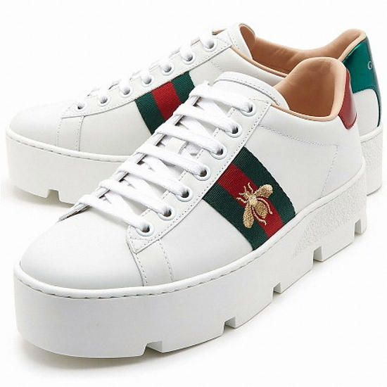 구찌 에이스 자수 플랫폼 스니커즈 577573 DOPE0 9064이미지입니다. 누르면 해당 게시물로 새창이동합니다.