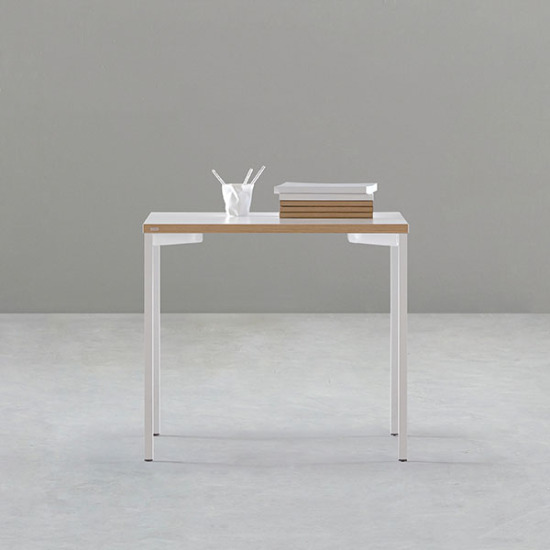 데스커 베이직 책상 (800x600)_이미지