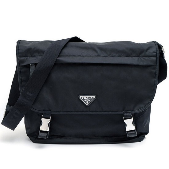 프라다 리나일론 메신저 크로스백 2VD052 2DMG F0002이미지입니다. 누르면 해당 게시물로 새창이동합니다.