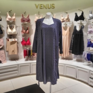 비너스 여성 초경량 폴리30D 로고 보더 나염 로브가운 VGN4541A이미지입니다. 누르면 해당 게시물로 새창이동합니다.