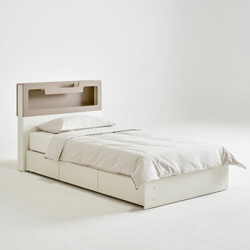 ���ΰ��� ����Ʈ �÷��� ���� LEDħ�� Q