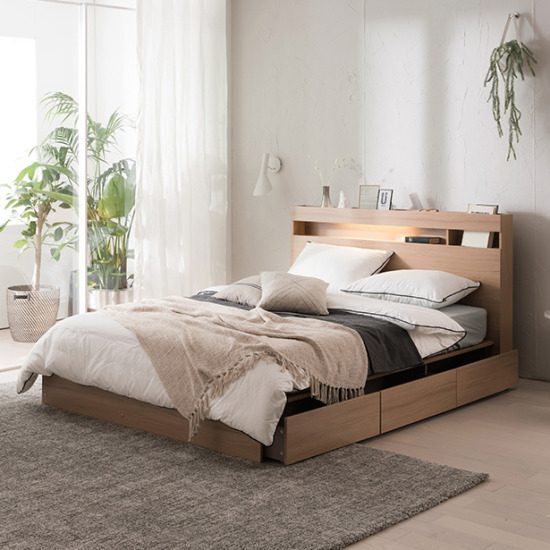 ����Ʈ �ʷν� ��Ƽ���� LEDħ�� Q