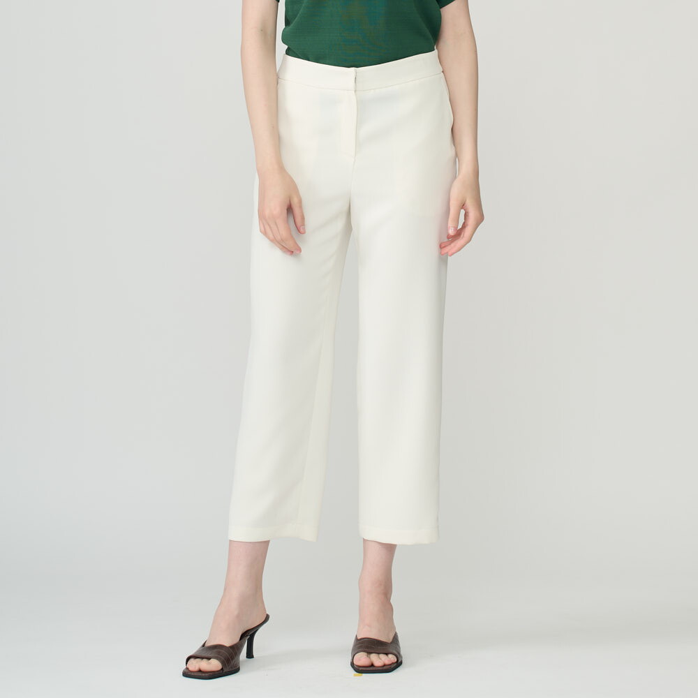 BCBG S 앤코 팬츠 B6M5P392이미지입니다. 누르면 해당 게시물로 새창이동합니다.