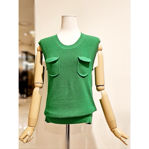 발렌시아 포켓 포인트 민소매 니트 241GK34