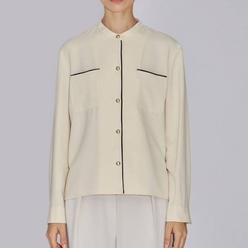 인동에프엔 쉬즈미스 스탠드 카라 포켓 블라우스 SWWBLO31070