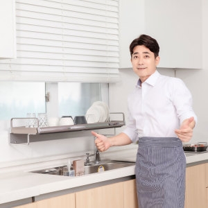 퀸넥스 뉴레일 티타늄 창문형 부착식 식기건조대 1200