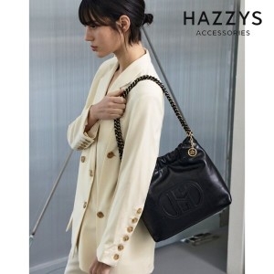 헤지스 ACC 해유PICK H패치 블랙 레더 퀼팅 체인 호보 숄더백 M HIBA5E551