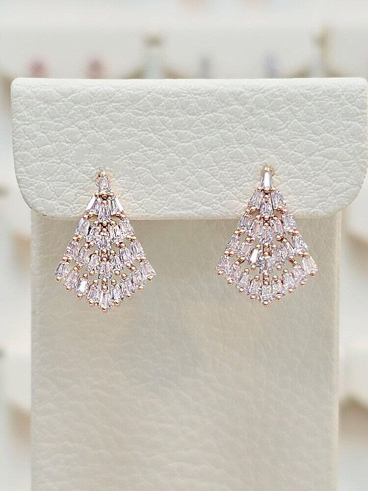 볼라레 테파샤인 팬 은침귀걸이 2color SSS1841