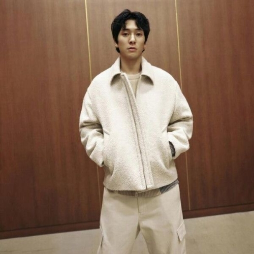 �ſ� ����ũ ���� �ķ�����Ʈ ���̺��� ��� �층�� ���� FJM6306