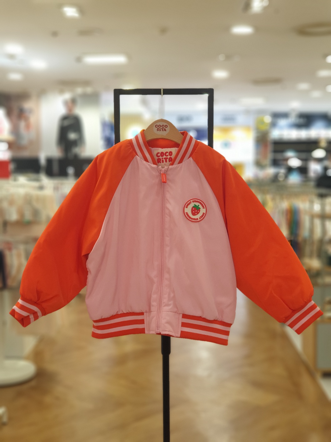 코코리따 백 레핑 스테디움 점퍼CEJA242E2