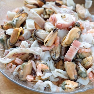 등푸른식품 해물모듬   새우살 바지락살 홍합살 오징어 해물