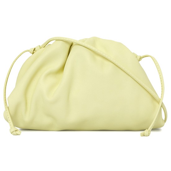 보테가베네타 제스트 워시드 미니 파우치 만두백 585852 V1BW0 7405_이미지