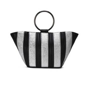 [불명] 아라크나인 NUBI RIPE TOTE