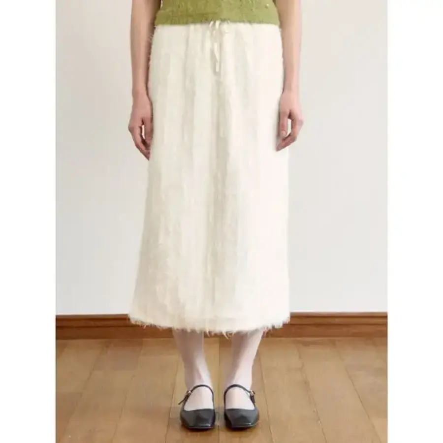 김지민 Fia Skirt White 423297