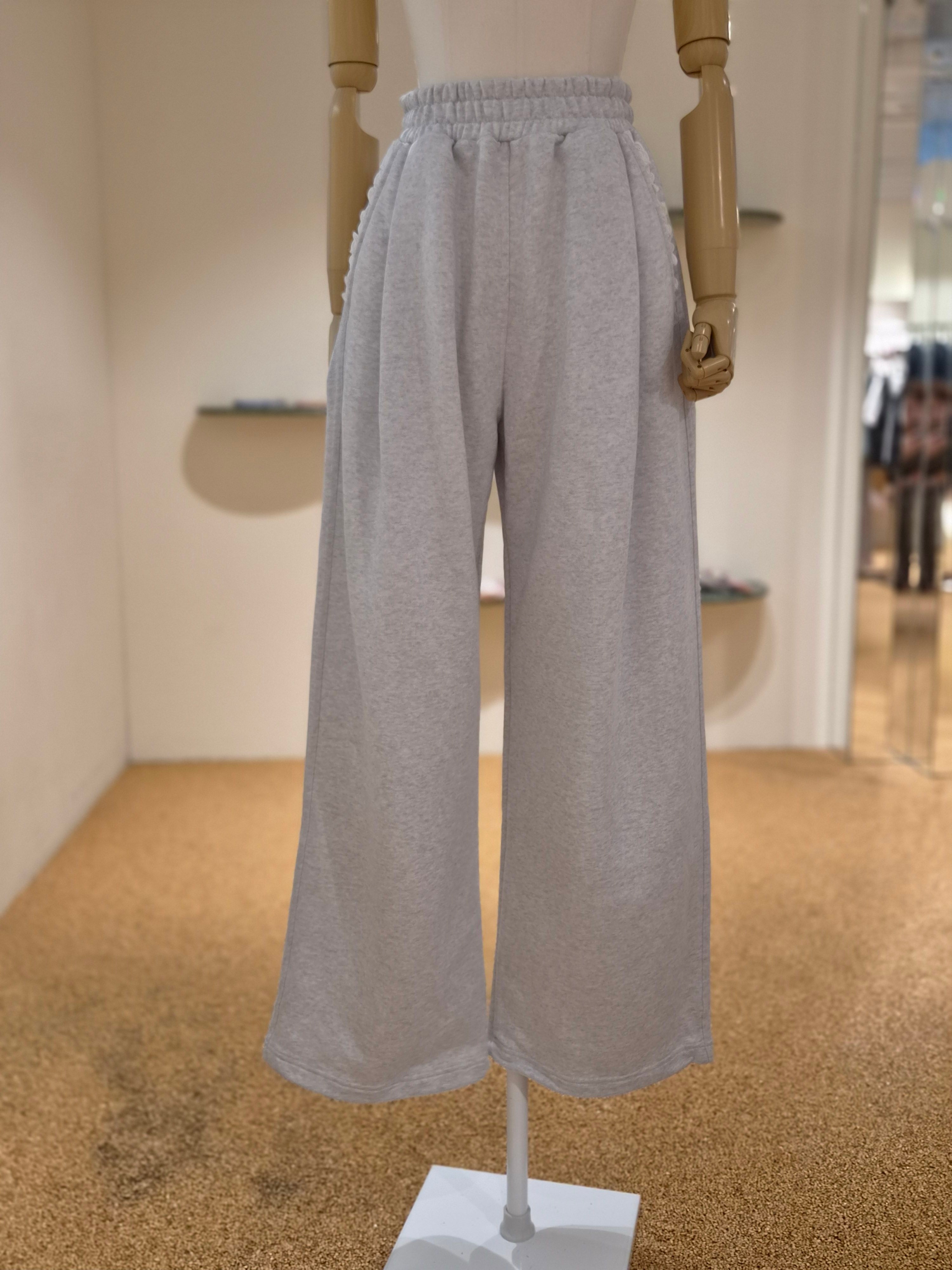  써스데이아일랜드 이월수량 레이스 트리밍 트레이닝 팬츠 T256MPT909 2812396