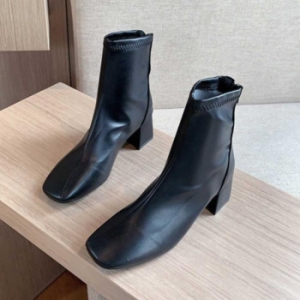 ONM 중년 여자 부츠 여성 20대 앵글 구두 쇼핑 봄패션 23571070