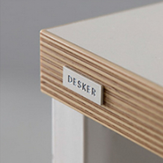 데스커 베이직 책상 (1000x400)_이미지