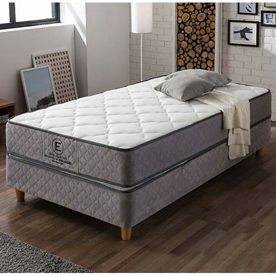 �ױ۷��� ���̺� ���� ħ�� SS