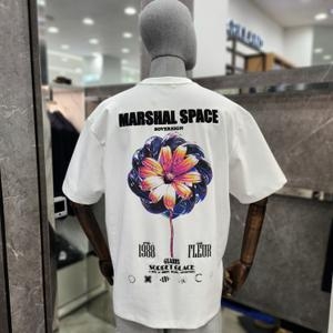 리버클래시 LLM42502-OW 화이트 METAL FLOWER 아트웍 반팔 티셔츠
