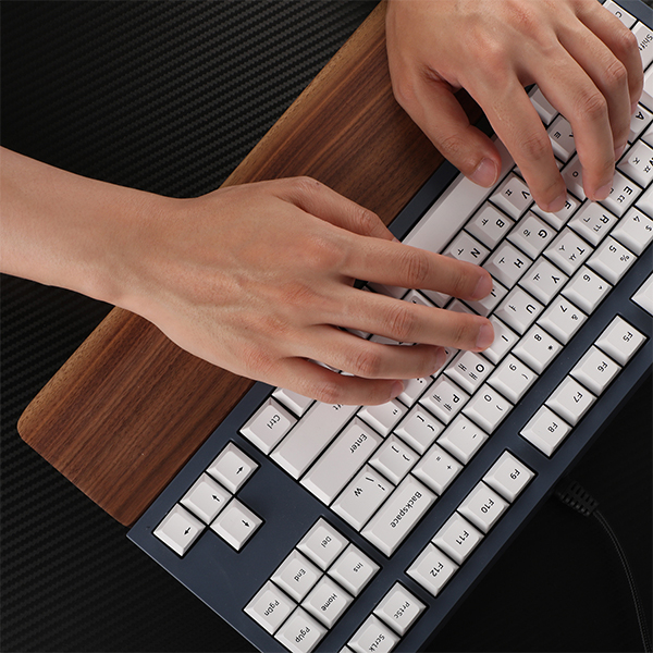 ���� TPM1 TKL ������ ���� �ʷ���Ʈ