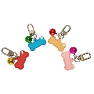 러비스 러블리펫 뼈다귀 가죽 방울 애견 이름표 키링이미지입니다. 누르면 해당 게시물로 새창이동합니다.