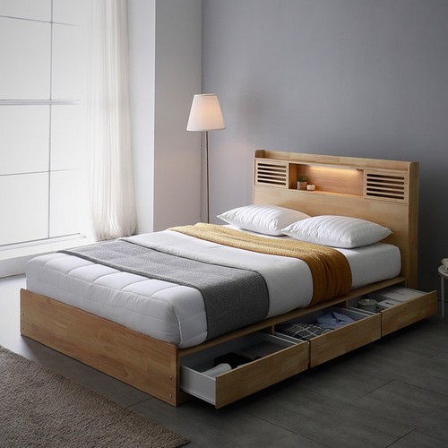 �ý� ���� ���� LEDħ�� Q