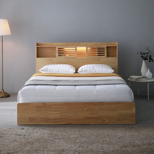 �ý� ���� ���� LEDħ�� Q