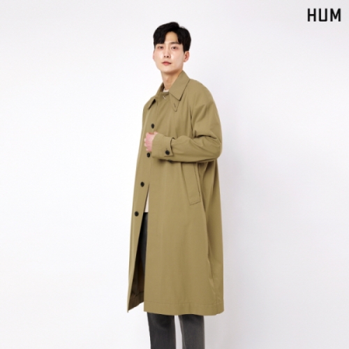 HUM 남 오버핏 라글란 트랜치코트 FHOSCCV108M이미지입니다. 누르면 해당 게시물로 새창이동합니다.