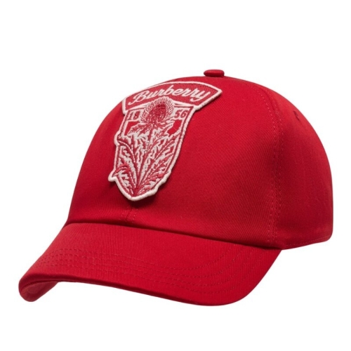 버버리 로고 자수 어드저스터블 스트랩 베이스볼 캡 8119825 A2175 POPPY RED