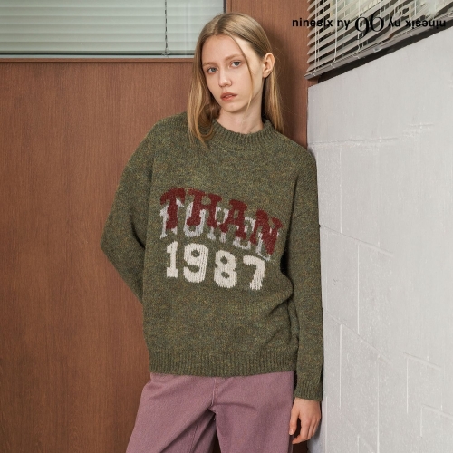 96NY 라운드넥 1987 레터링 루즈핏 니트 NP4KT032L0