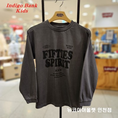 인디고뱅크키즈 순면의 부드러운 터치감넉넉하고 여유로운 오버핏 아동 주니어 공용 스쿨룩 피그먼트 긴팔티 IKLA25W02 다크 그레이 140_이미지
