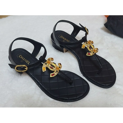 샤넬 쪼리 로고 샌들 낮은굽샌들 발목스트랩 샌달