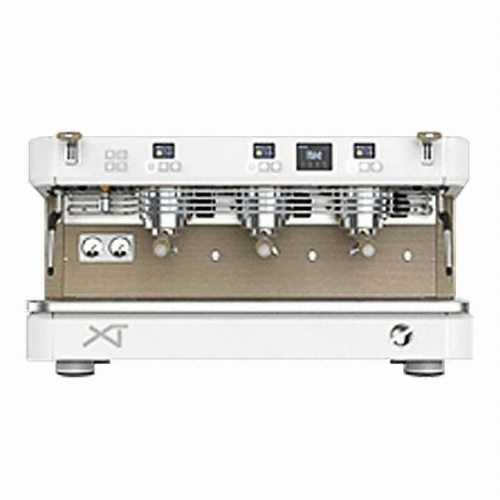 �޶󲿸��� XT 3�׷�