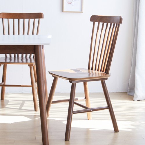 TWO 윈저 고무나무 원목 의자