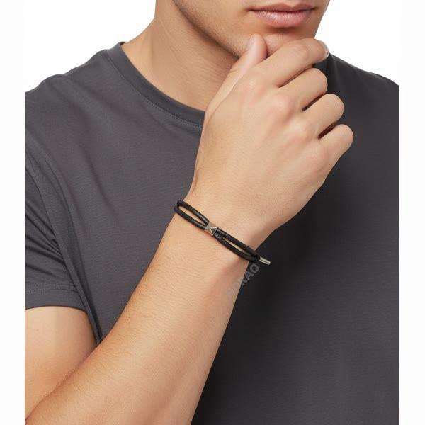 발렌티노 V로고 가죽 브레이슬릿 3Y0J0Q94 KXG HYM 3Y2J0Q94 HYM