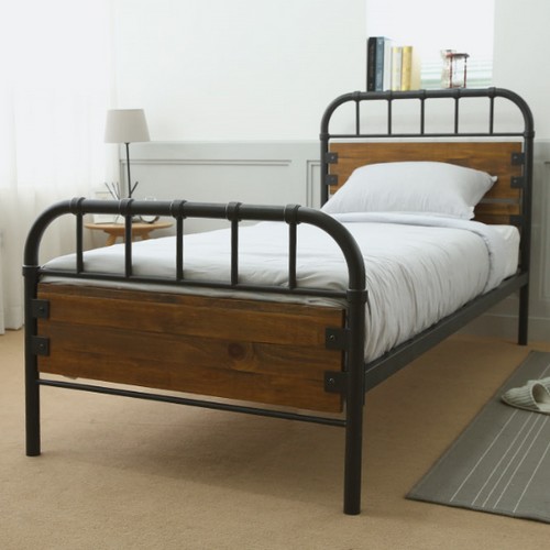 �Ϸ��Ϸ� ������ ���������� ö�� ħ�� S