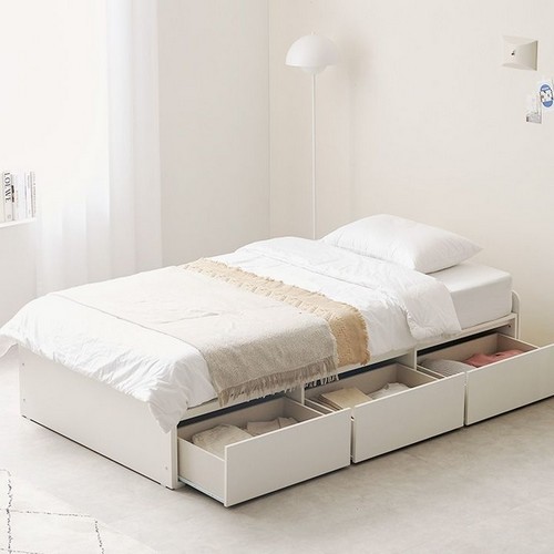 ���������ο����� ���̸��� ��� ����Ʈ ����� ���� ħ�� S