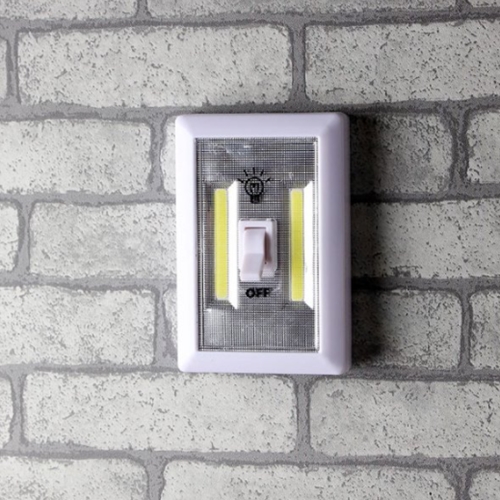 Ʈ�� LED ���� �� ������