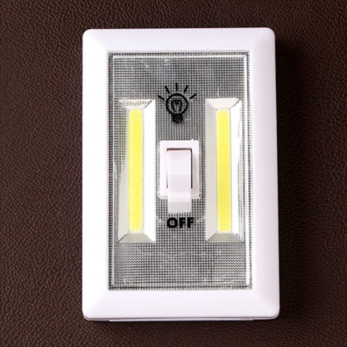 Ʈ�� LED ���� �� ������