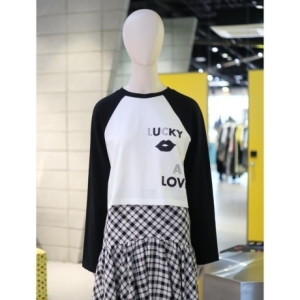 럭키슈에뜨 LFTAS23030IVX 나그랑 롱 소매 티셔츠_이미지