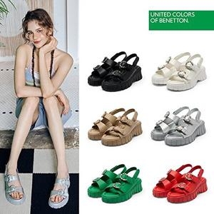 베네통 여성 시그니처 크리스탈 샌들이미지입니다. 누르면 해당 게시물로 새창이동합니다.