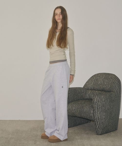 LEATHERY 에센셜 스웨트 팬츠 4COLOR LRPT5304 337284